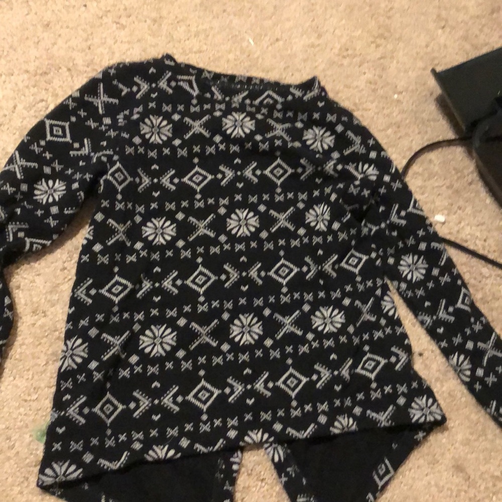 Old navy sweater